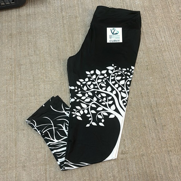 NWT yoga curvy  one size  (12-2x)wishing tree - Picture 3 of 4